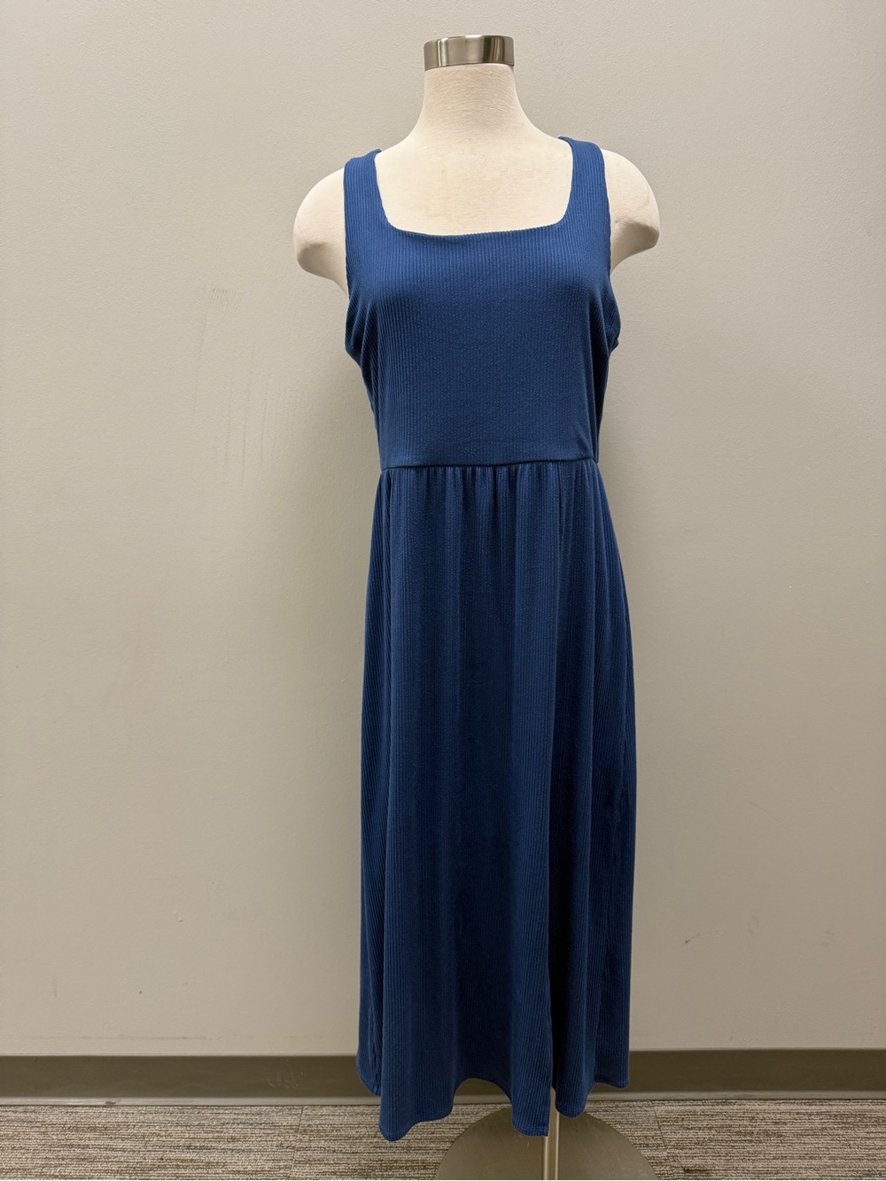 Gilli Ribbed Blue Square-Neck Midi Dress with a Slit
